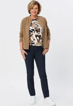 Shirt in lässem Schnitt